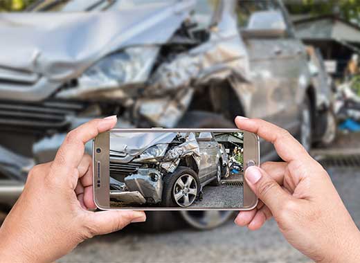 Perizia per incidenti auto, moto e altri veicoli